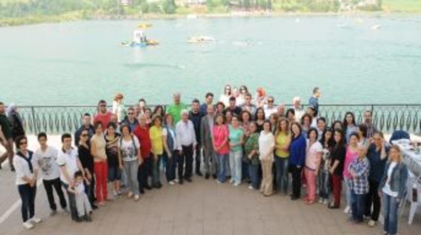 T&uuml;rk Halk M&uuml;ziği Korosu G&ouml;lkay&rsquo;da