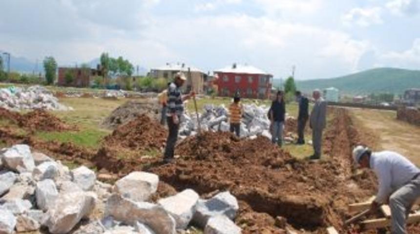 G&uuml;roymak&rsquo;ta Park Yapımı