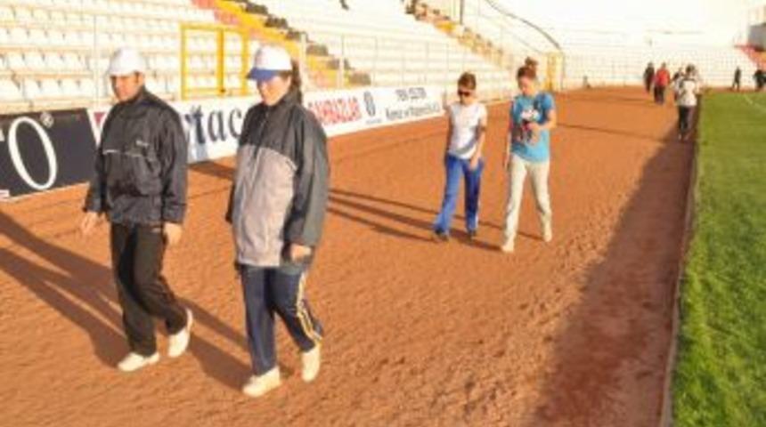 Yozgatlılar Sağlıklı Yaşam I&ccedil;in Şehir Stadyumunda Ter D&ouml;k&uuml;yor