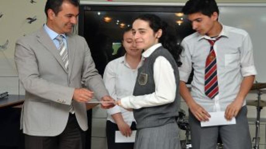 Lise Son Sınıf &Ouml;ğrencilerine Eğitime Destek Yardımı