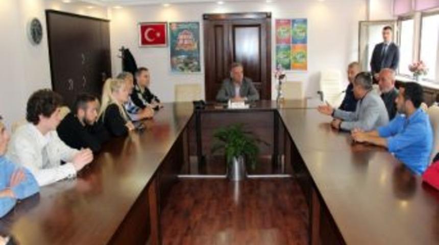 Şampiyon Yalovaspor Kupayı Başkan Ko&ccedil;al&rsquo;a Getirdi