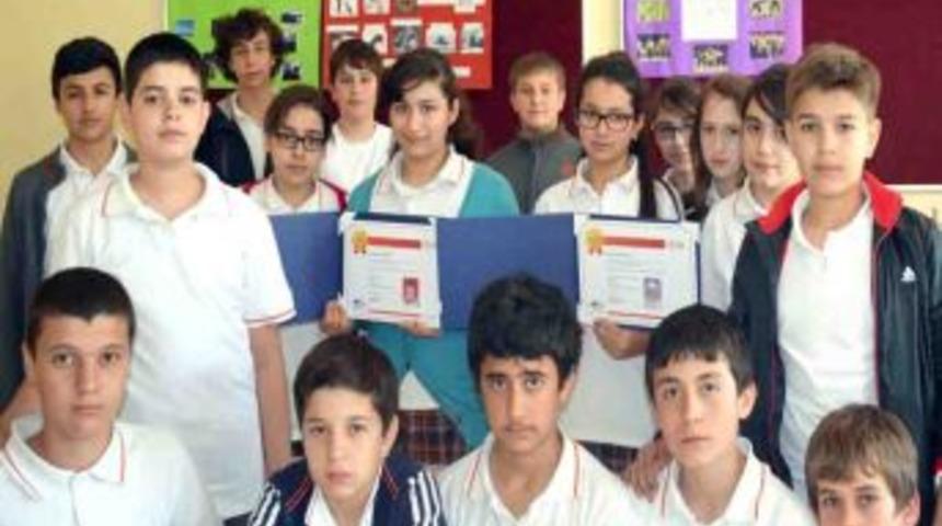 &Ouml;ğrenciler Har&ccedil;lıklarını Sudan Ve Filistinli Akranlarına Verecek