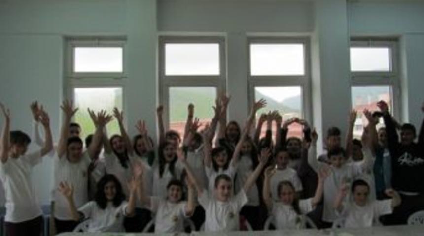 Avrupalı Öğrencilere Mantı Yapmayı Öğrettiler