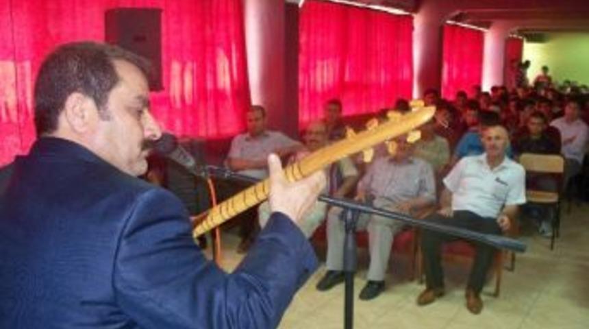 Kozan İmam Hatip Lisesinde Sazlı S&ouml;zl&uuml; Halk Edebiyatı Dersi