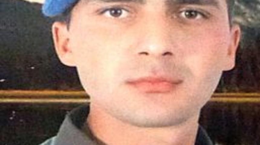 Şemdinli'de Dereye D&uuml;şen Uzman &Ccedil;avuşun Cenazesi Bulundu