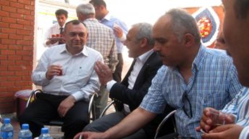 Turhal TSO&rsquo;nun Yeni Başkanı &Ouml;mer &Ccedil;enesiz