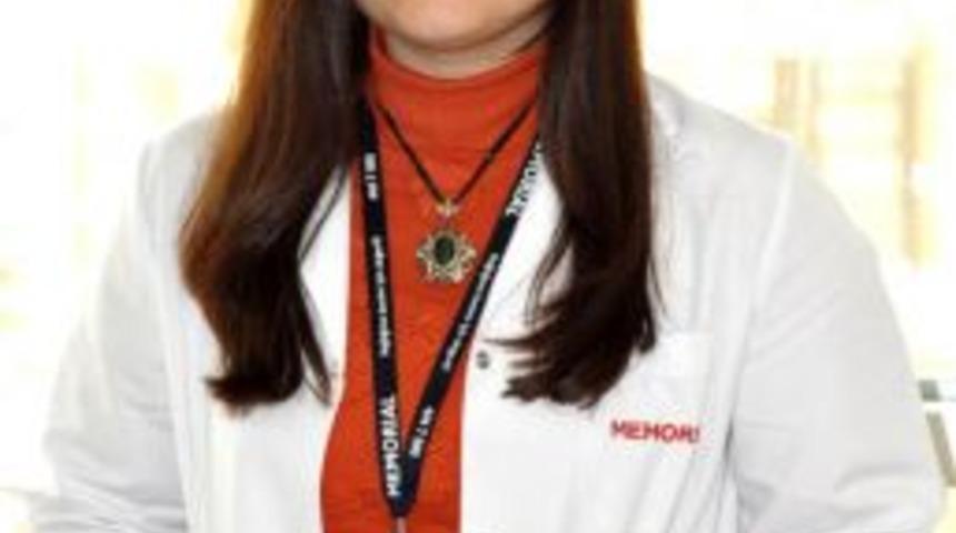 G&uuml;neş Işınlarına Fazla Maruz Kalmak Deriyi &Ccedil;abuk Yaşlandırıyor