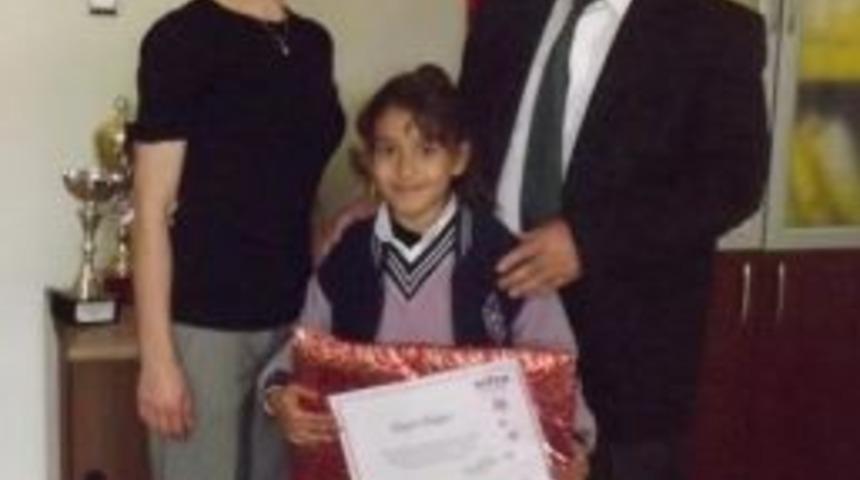 Beyt&uuml;şşebaplı &Ouml;ğrenci 32 Il I&ccedil;inde Birinci Oldu