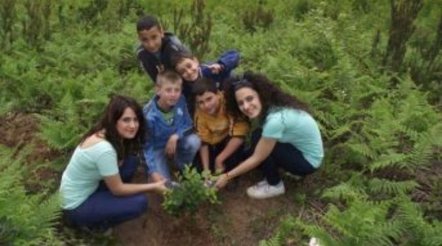 &Uuml;niversite &Ouml;ğrencilerinden &lsquo;kardeş Sınıf&rsquo; Projesi