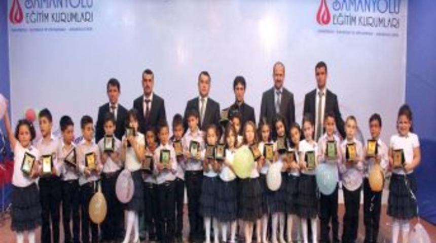 Minik &Ouml;ğrenciler Okuma Yazmanın Sevincini Aileleri Ile Paylaştı