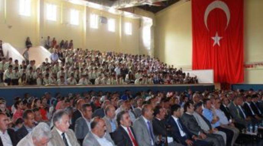 İdil&rsquo;de 5 Dilde T&uuml;rk&uuml;ler Programına Yoğun Ilgi