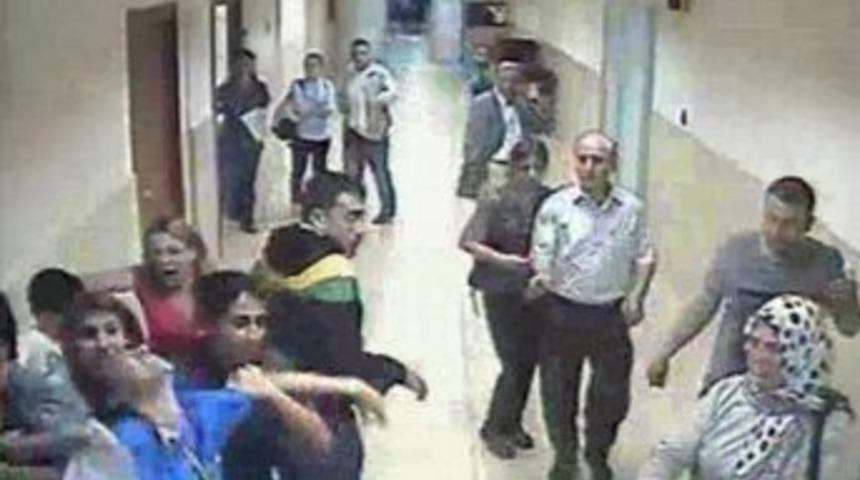 Şişli Etfal'de doktoru b&ouml;yle d&ouml;vd&uuml;ler