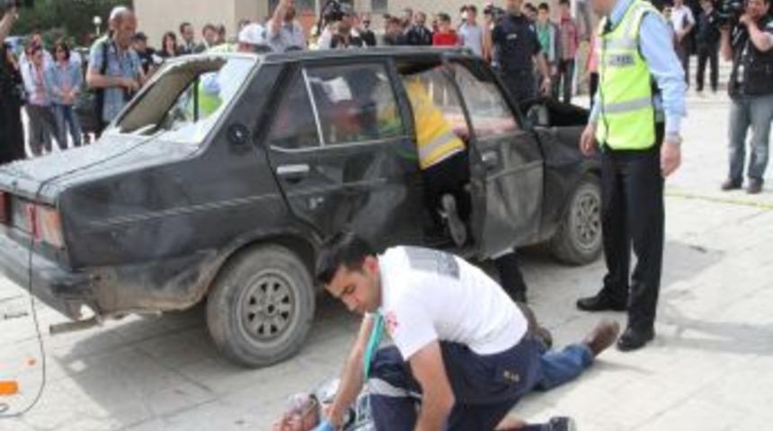 Kazalara M&uuml;dahale Tatbikatı Ger&ccedil;eğini Aratmadı