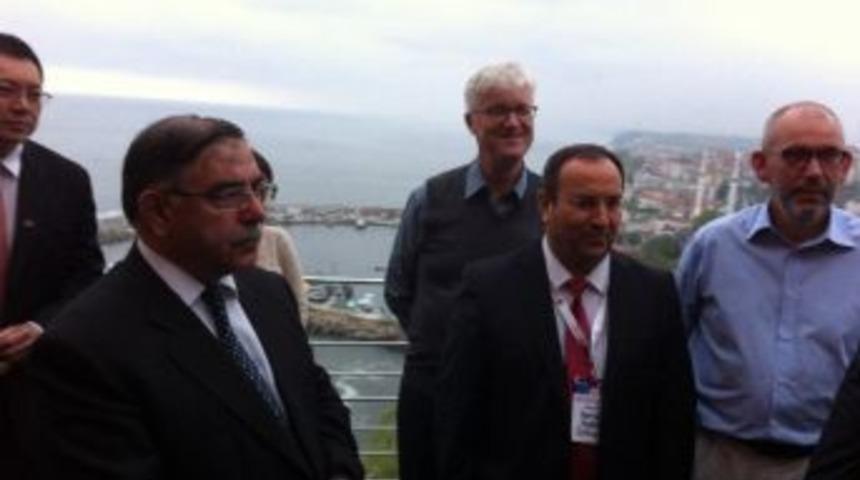 Vali Yılmaz, Avustralya-t&uuml;rkiye Diyalog &Ccedil;alıştayı Galasına Katıldı