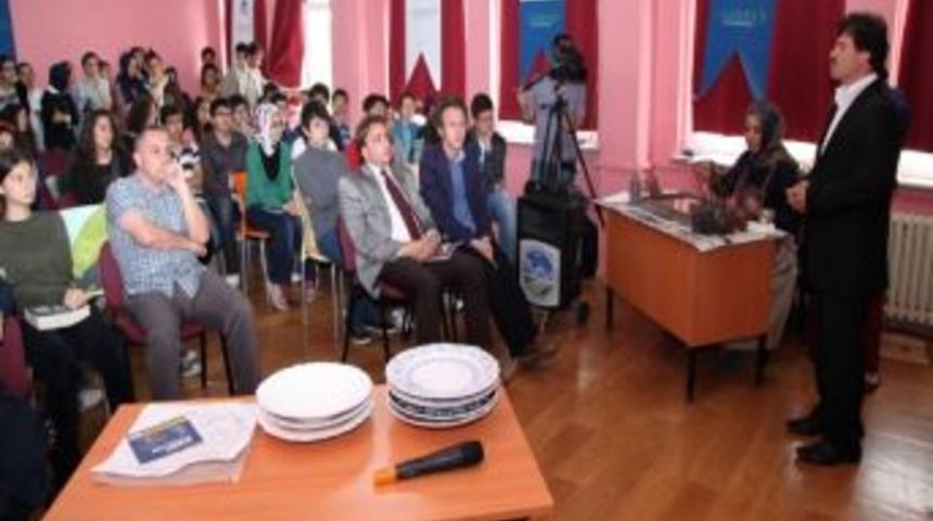 Gen&ccedil;ler Sanatla Buluşuyor