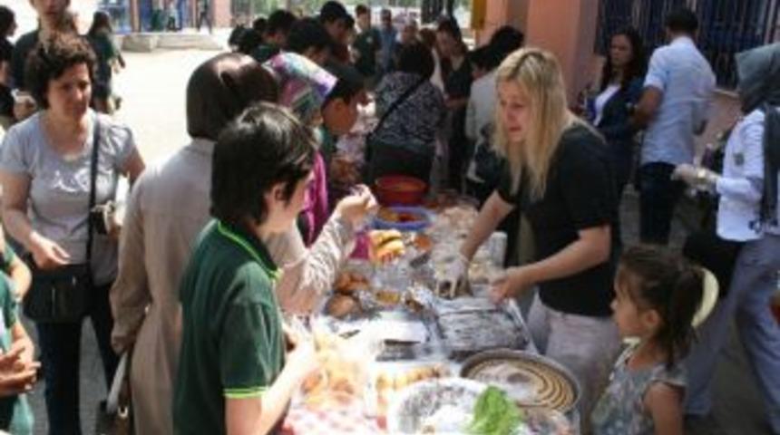 D&uuml;zce Uzunmustafa Okulundan Kermes