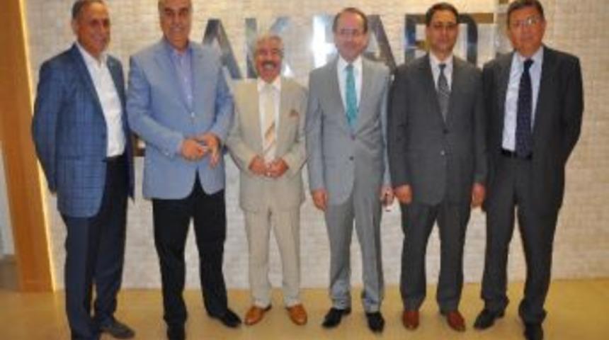 Konak Meydanı İ&ccedil;in Yeni Proje