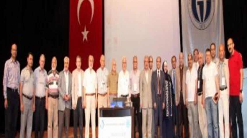 &ldquo;uzaktaki Yakın - Kaşgar&rdquo; Konferansı