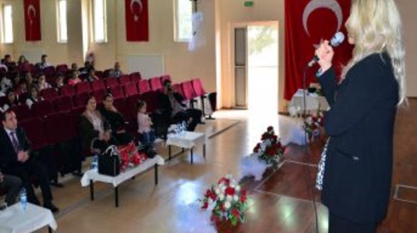 'G&uuml;venli İnternet Ve Siber Zorbalık' Anlatıldı