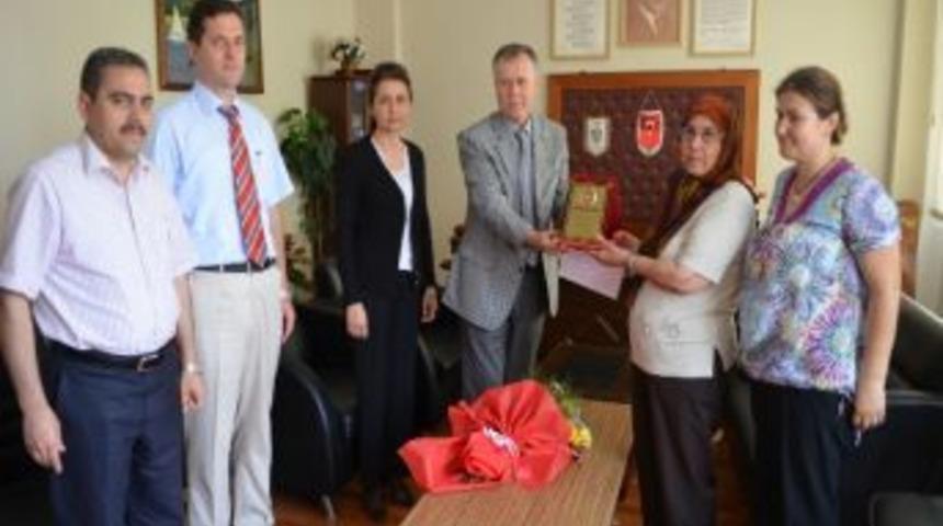 S&ouml;keli Hayırsever Samime Aşık&rsquo;tan Eğitime Katkı