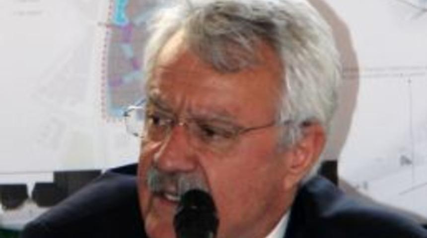 Başkan Tanık Esnafı Dinledi