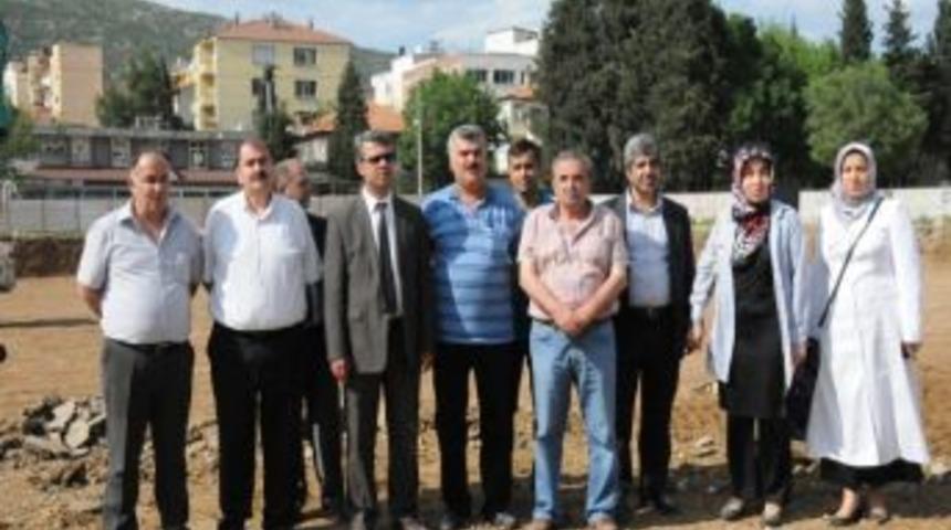 Bucak Kapalı Pazar Yerine Kavuşuyor