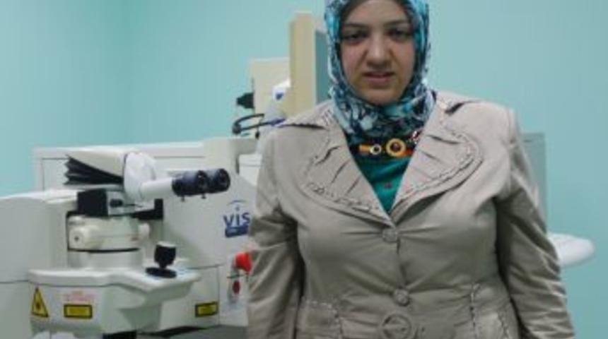 23 Yaşındaki Bayan Hasta Ameliyatla 17 Numaralı G&ouml;zl&uuml;klerden Kurtuldu