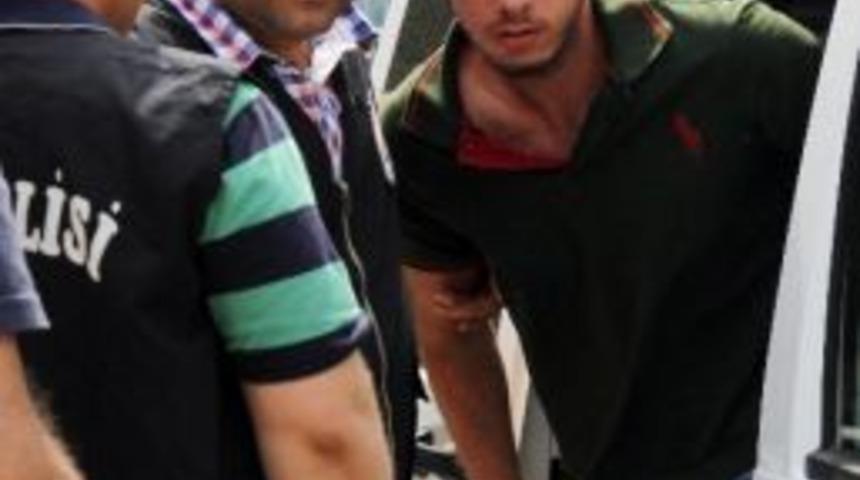 Ters baktığı i&ccedil;in &ouml;ld&uuml;rm&uuml;ş