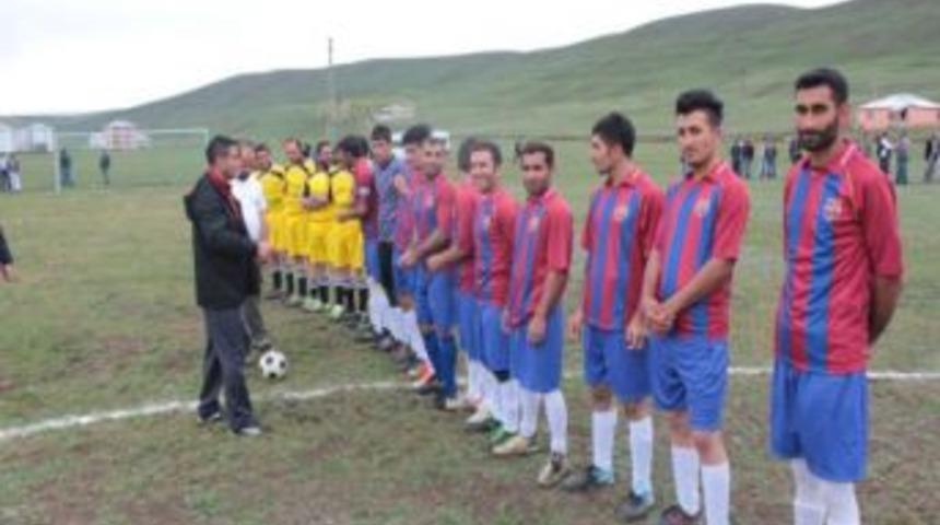 Tekman&rsquo;da Kaymakamlık Futbol Turnuvası Başladı