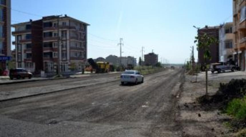 B&uuml;lent Ecevit Bulvarına 19 Bin Ton Asfalt Atılacak