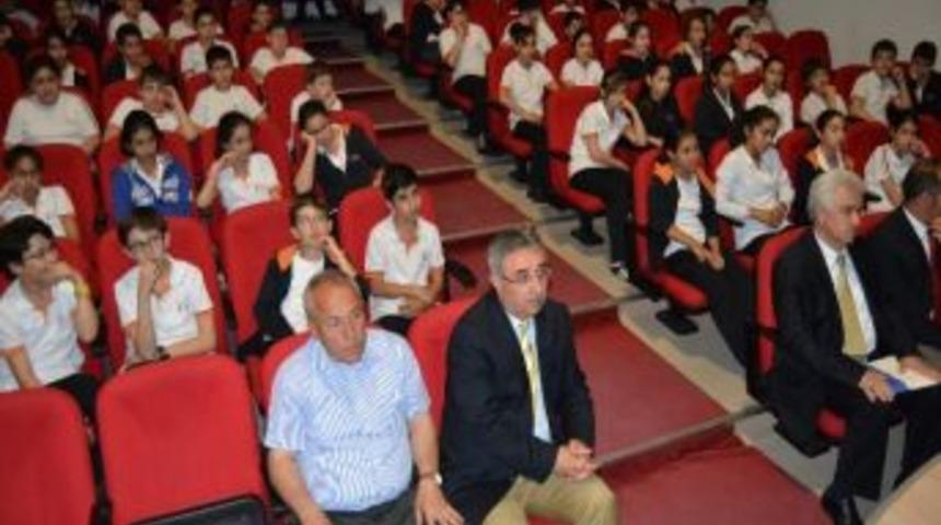 Tekden Kolejinde Vakıflar Haftası Kutlaması