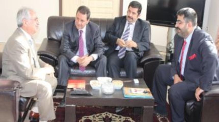 Erzurum Osb&rsquo;den Rekt&ouml;rlere Ziyaret