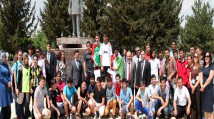 Tacikistan Milli Koşusu Gaziantep &Uuml;niversitesi&rsquo;nde Yapıldı