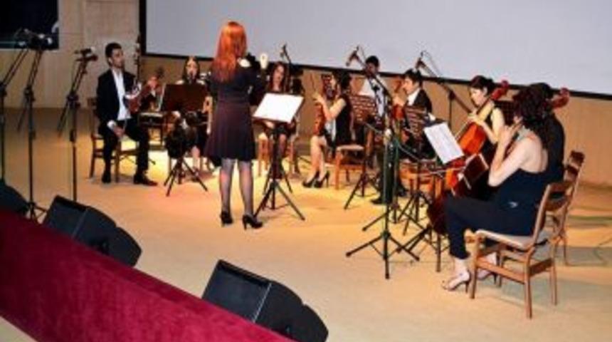 C&uuml;&rsquo; De Konser D&uuml;zenlendi