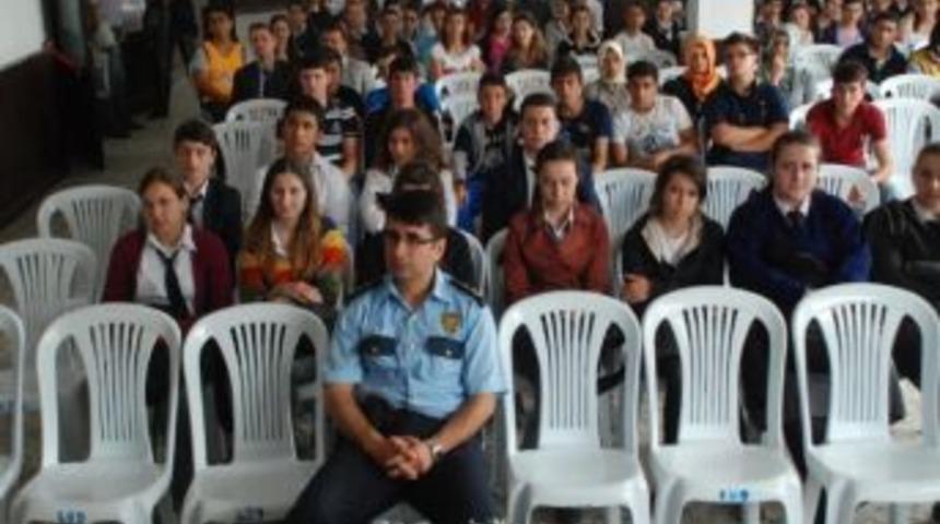 &Ouml;ğrencilere Madde Bağımlılığı Uyarısı