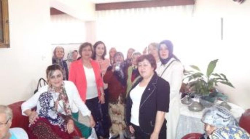 Daday G&ouml;n&uuml;l El&ccedil;ileri Huzurevini Ziyaret Etti