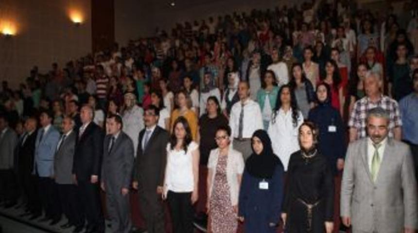 &Uuml;niversitede D&uuml;nya Hemşireler Ve Ebeler Haftası Kutlandı