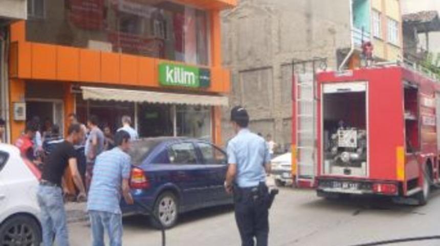 Bilecik'te Depoda Yangın