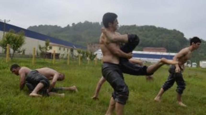 Pehlivanlar Kırkpınara hazırlanıyor