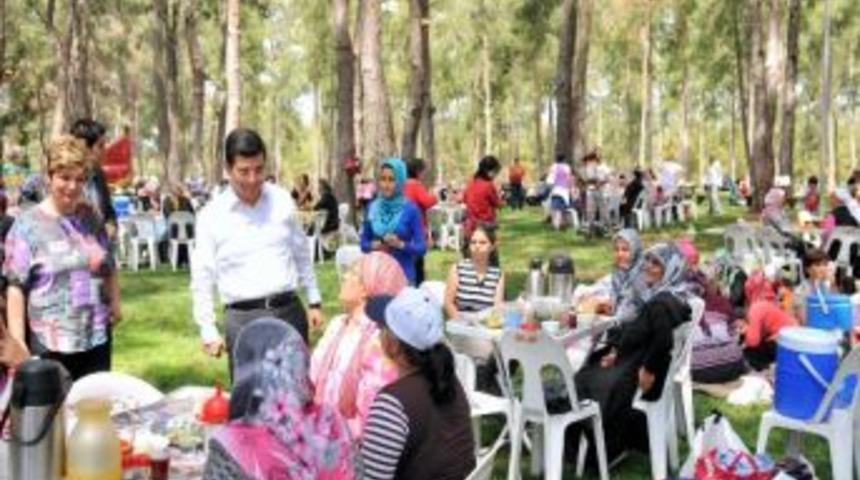 Akmek Hıdrellez&rsquo;i Kutladı