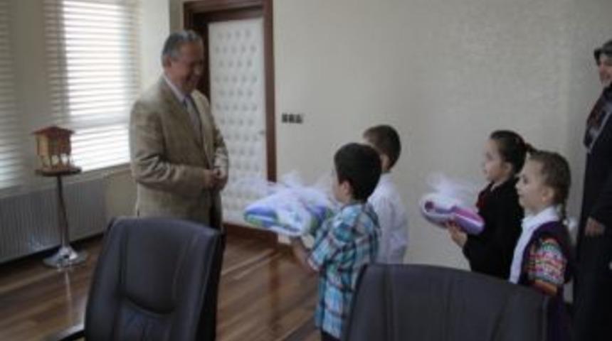 M&uuml;ft&uuml; Serenli Minik Misafirlerini Ağırladı