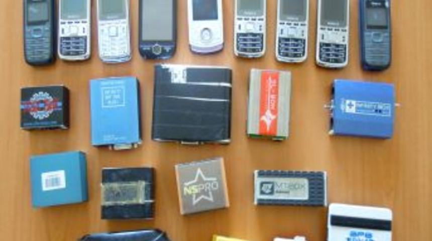 Tatvan Polisinden 'telefon Klonlama' Operasyonu