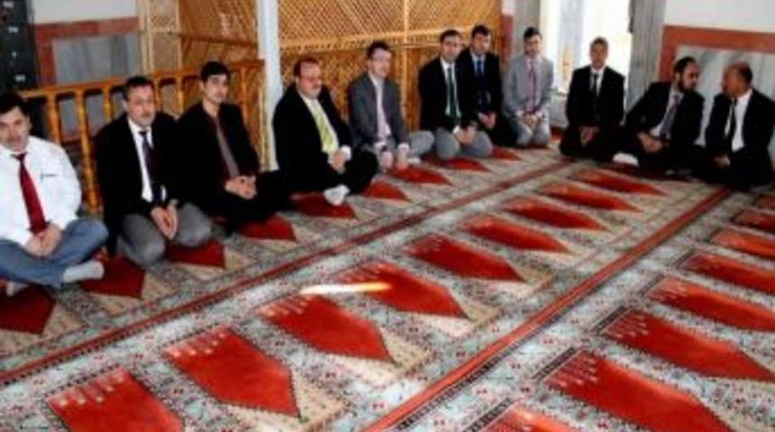 Din G&ouml;revlilerinden Kuran Ve Ezan Ziyafeti