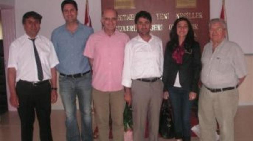 Rotaryenlerden Didim Akbudak Okuluna Destek