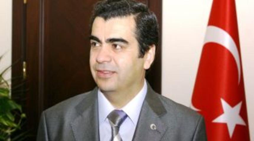 Vali D&uuml;zg&uuml;n: Cumhurbaşkanımızın Memleketine Atandım, Inşallah Hayırlı Olur