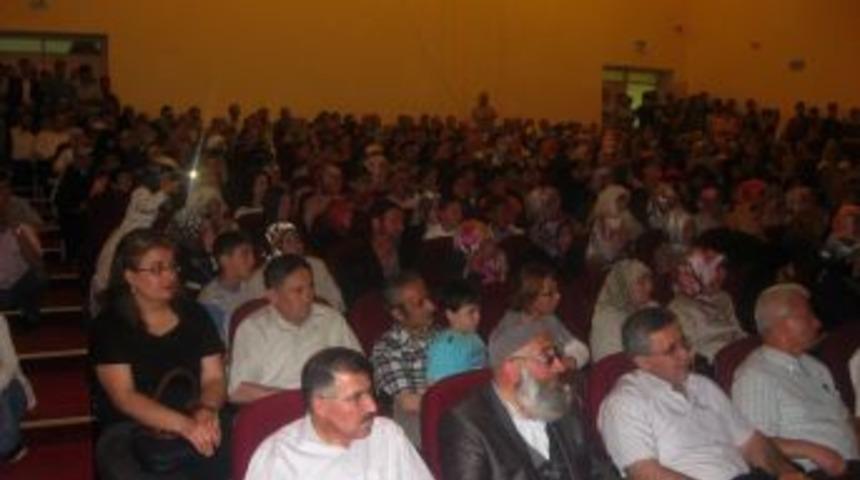 Turhal&rsquo;daki Peygamber Sevdalıları &Ouml;d&uuml;llerini Aldı