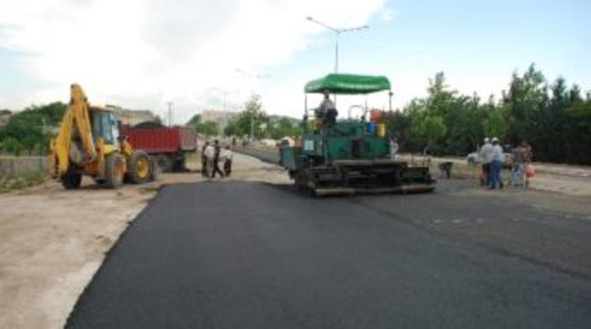 Yeni Adliye Yoluna Sıcak Asfalt Yapılıyor