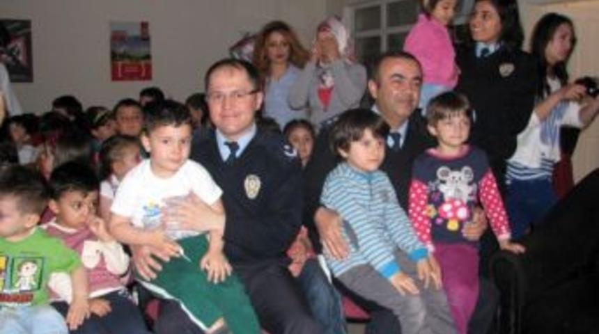 Sorgun&rsquo;da Anaokulu &Ouml;ğrencileri Emniyeti Ziyaret Etti