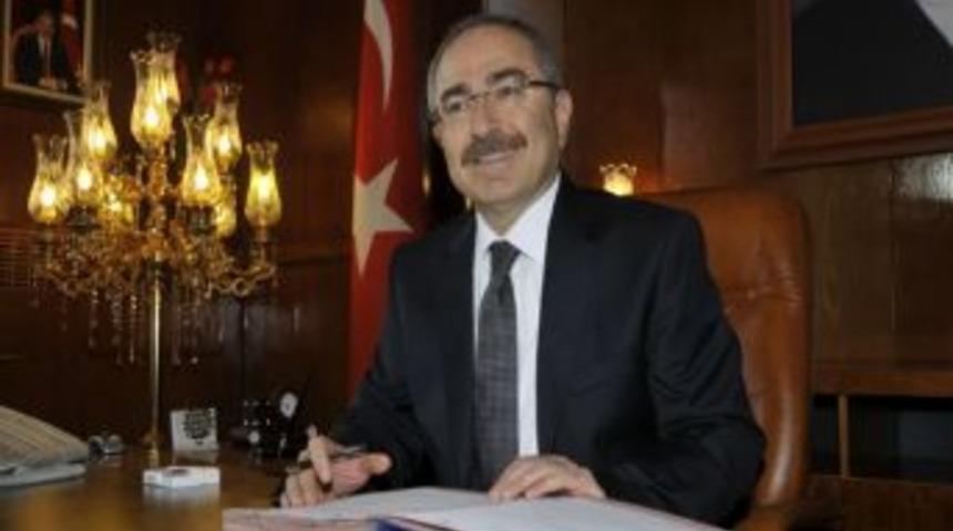 Kırklareli Valisi Yaman; Biz Her Zaman Onların Yanındayız, Engelleri Aşmalarını Destekliyoruz