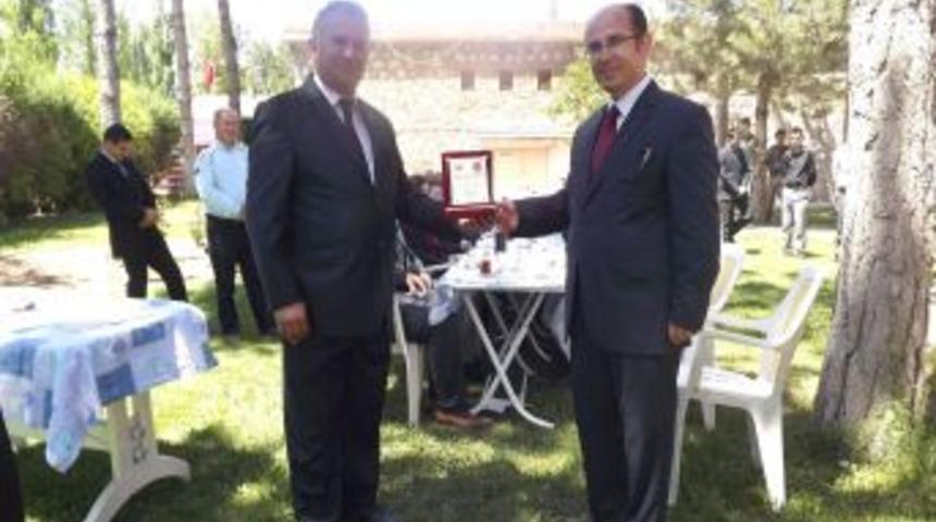 Bozğazlıyan Kapalı Cezaevi Emektarına Veda Yemeği Verildi